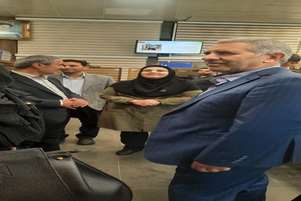بازدید رئیس دانشگاه از میزخدمت مورخ ۱۴۰۴.۱.۱۰