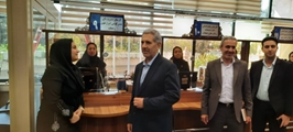 بازدید سرپرست دانشگاه از کارکنان میزخدمت دانشگاه